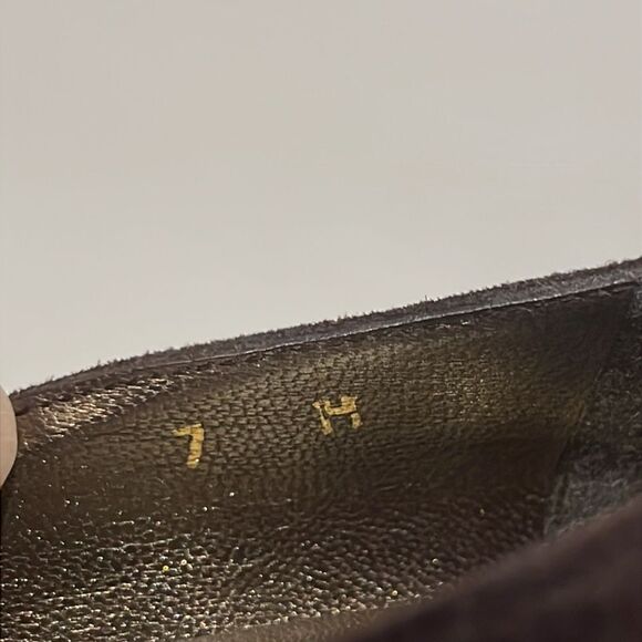 Stuart Weitzman Brown Suede/Embossed Leather Toe and Kitten Heel Shoes Size 7 - Picture 15 of 15